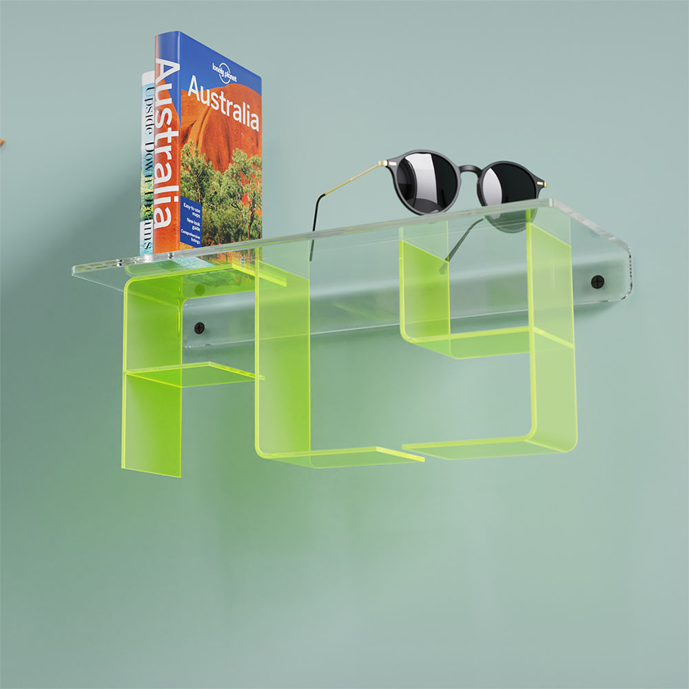 Shelf letters FLY