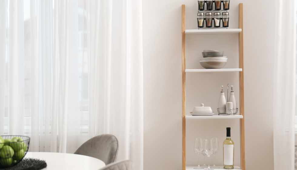 Staggered shelving