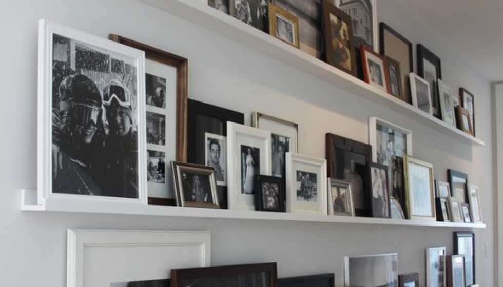 Photo shelf 